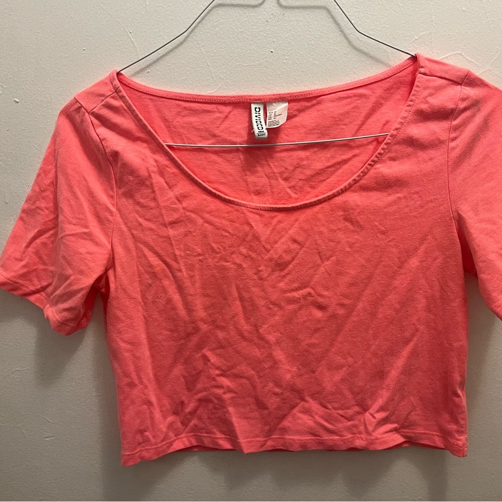 H&M Vibrant Pink Crop Top